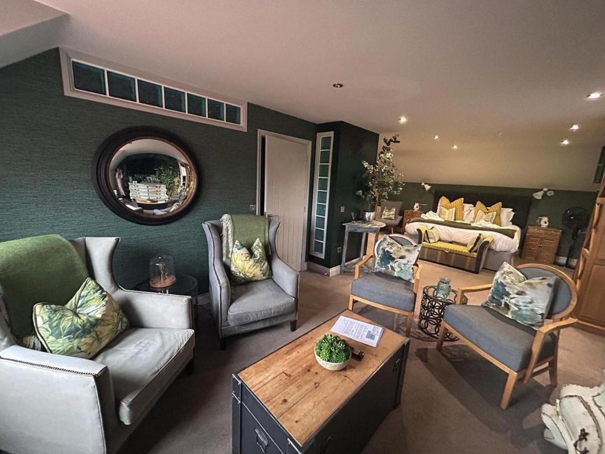 No33 Thornham Boutique Suites エクステリア 写真