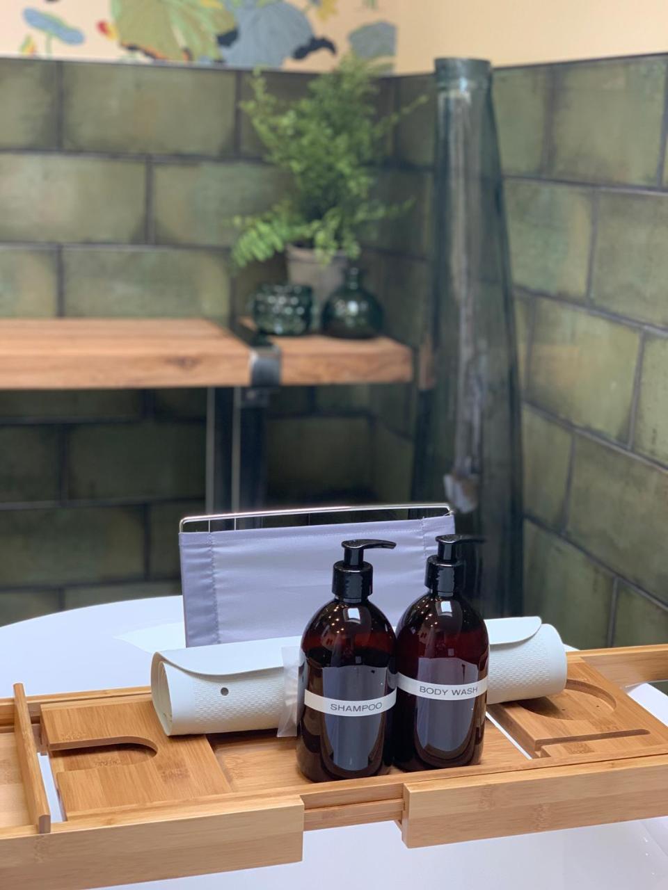 No33 Thornham Boutique Suites エクステリア 写真